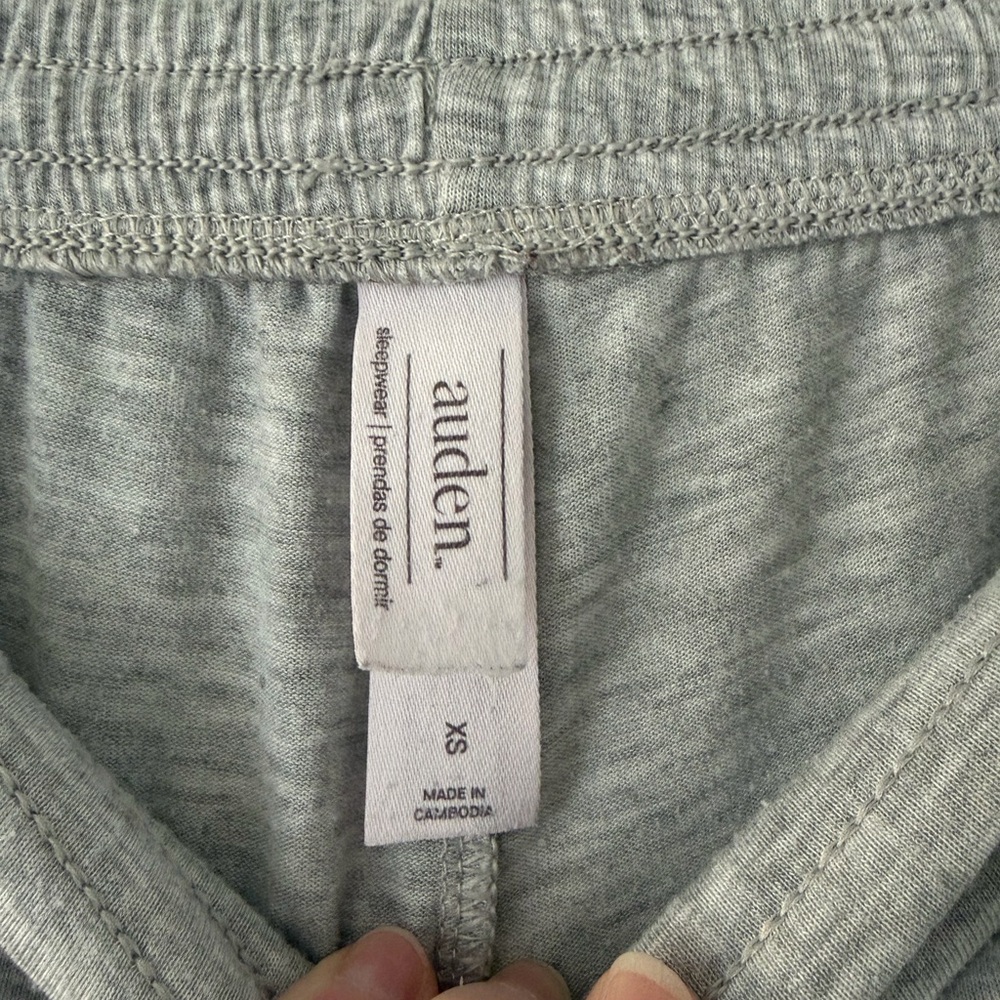 Auden Heather Gray Lounge Shorts - Picture 2 of 4